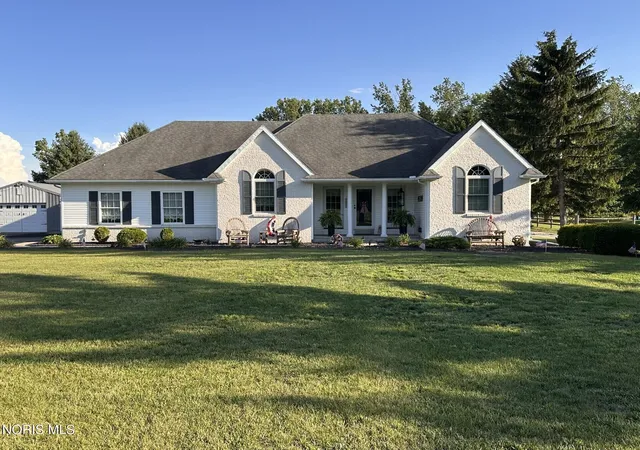 Homes for sale in Delta, OH | 5211 County Road B, Delta, OH 43515 | MLS# 10009763