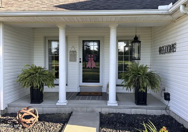 Homes for sale in Delta, OH | 5211 County Road B, Delta, OH 43515 | MLS# 10009763
