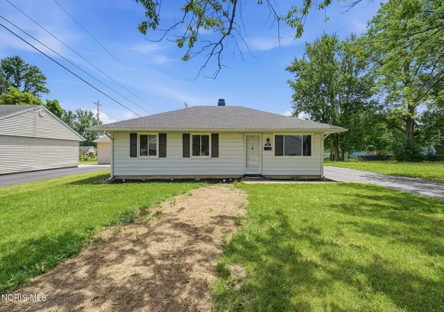Homes for sale in Findlay, OH | 905 Harmon St, Findlay, OH 45840 | MLS# 10009820
