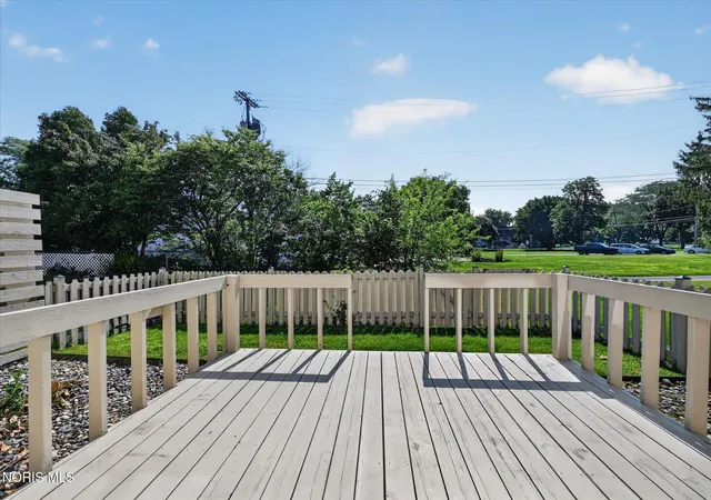29th image of 12 Gatewood Dr, Waterville, OH 43566 | MLS# 10009814