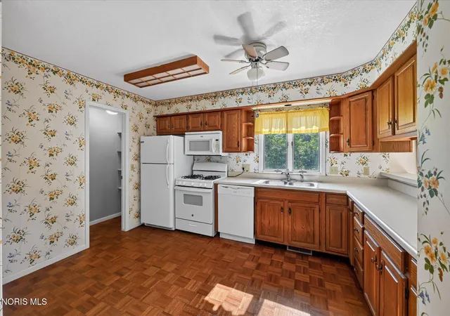 3rd image of 12 Gatewood Dr, Waterville, OH 43566 | MLS# 10009814