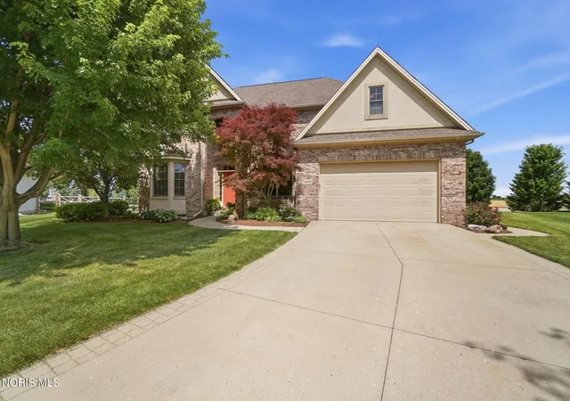 Homes for sale in Perrysburg, OH | 14540 Monarch Ct, Perrysburg, OH 43551 | MLS# 10009821