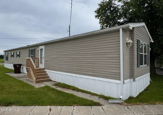 Homes for sale in Defiance, OH | 6909 N State Route 66 #117, Defiance, OH 43512 | MLS# 10009834