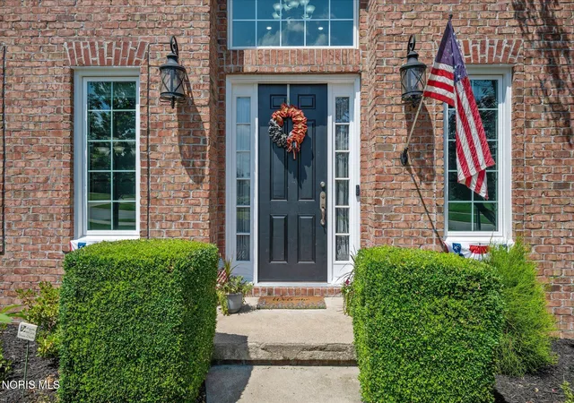 image of 25176 Rocky Harbour Dr, Perrysburg, OH 43551 | MLS# 10010157
