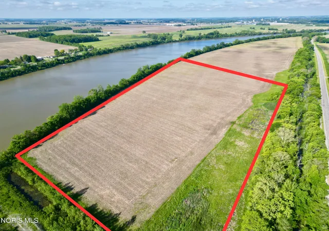 Photo 3 of Land for sale at 0 County Rd 424, Napoleon, OH 43545 | MLS# 10009819 | Listing updated on 2026-07-30