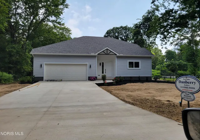 1st image of 6020 Meade Rd, Sylvania, OH 43560 | MLS# 10009829