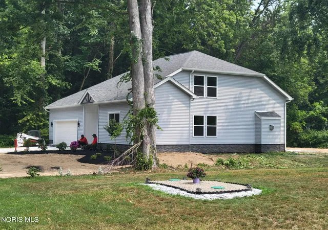 Photo 3 of Single family home for sale at 6020 Meade Rd, Sylvania, OH 43560 | MLS# 10009829 | Listing updated on 2026-08-21