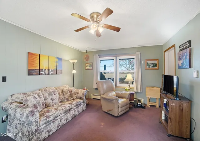 Homes for sale in Perrysburg, OH | 8675 Reitz Rd, Perrysburg, OH 43551 | MLS# 10009851