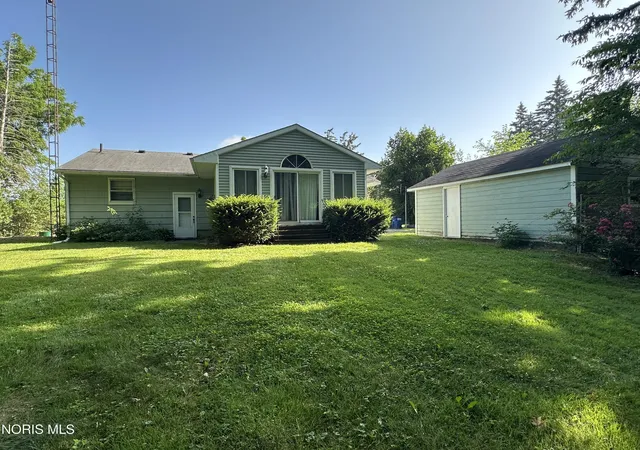 Homes for sale in Toledo, OH | 245 W State Line Rd, Toledo, OH 43612 | MLS# 10009871
