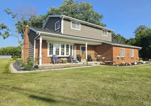 1st image of 28920 Bates Rd, Perrysburg, OH 43551 | MLS# 10010053
