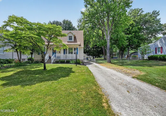 1st image of 5247 Rowland Rd, Toledo, OH 43613 | MLS# 10010085