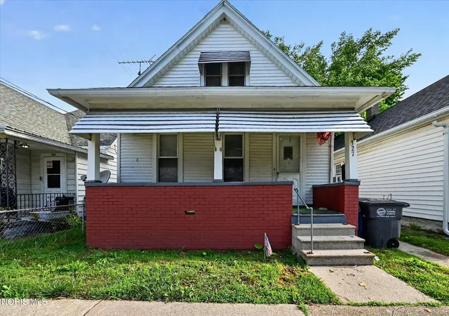Homes for sale in Toledo, OH | 327 Dexter St, Toledo, OH 43608 | MLS# 10009853