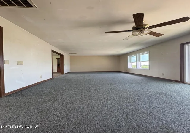 Homes for sale in Bowling Green, OH | 12294 Newton Rd, Bowling Green, OH 43402 | MLS# 10009904