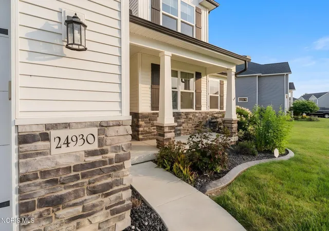 Homes for sale in Perrysburg, OH | 24930 Saddle Horn Dr, Perrysburg, OH 43551 | MLS# 10009924