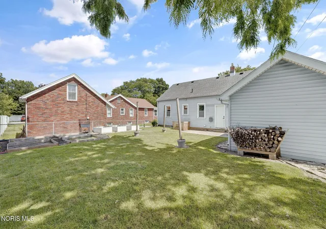 20th image of 303 E William St, Maumee, OH 43537 | MLS# 10009876