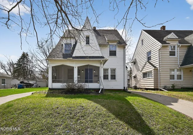 1st image of 1575 Gould Rd, Toledo, OH 43612 | MLS# 10009868