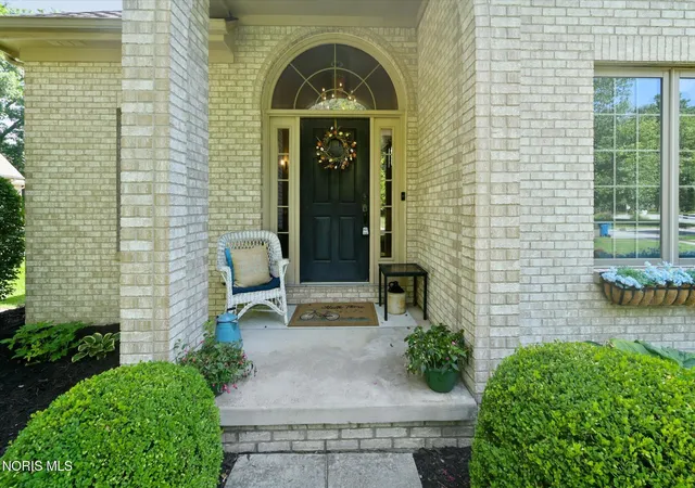 2nd image of 3505 Cedar Creek Ct, Maumee, OH 43537 | MLS# 10009940
