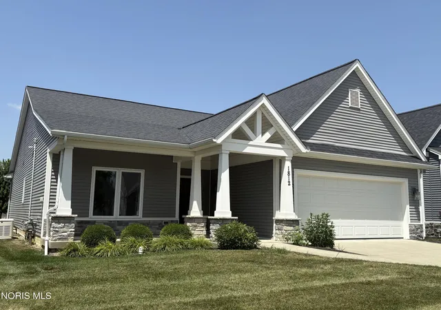 Homes for sale in Perrysburg, OH | 1812 Hidden Ridge Dr, Perrysburg, OH 43551 | MLS# 10009943