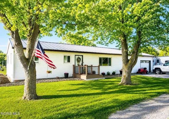 Homes for sale in Defiance, OH | 19941 County Road 212, Defiance, OH 43512 | MLS# 10009896