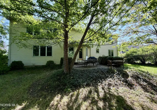 Homes for sale in Defiance, OH | 1710 Stonemore Dr, Defiance, OH 43512 | MLS# 10009964