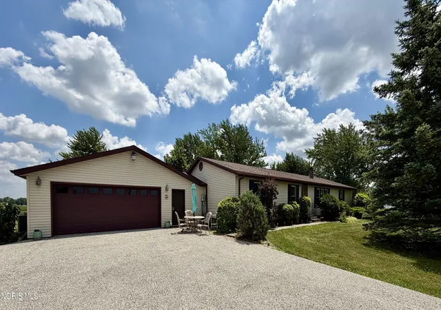 Photo 1 of Single family home for sale at 15873 Highland Ctr Rd, Defiance, OH 43512 | MLS# 10009963 | Listing updated on 2026-08-07
