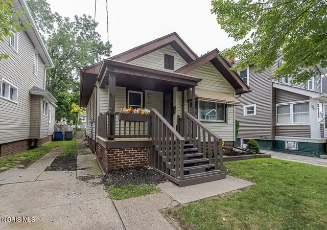 3rd image of 3916 Leybourn Ave, Toledo, OH 43612 | MLS# 10011431
