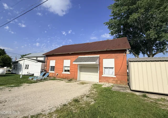 Photo 4 of Single family home for sale at 3191 Main St, Burgoon, OH 43407 | MLS# 10009920 | Listing updated on 2026-07-22