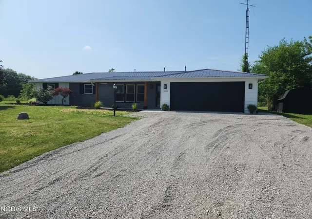 Homes for sale in Bryan, OH | 10030 County Road D, Bryan, OH 43506 | MLS# 10009914
