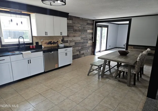 Photo 36 of Single family home for sale at 10030 County Rd D, Bryan, OH 43506 | MLS# 10009914 | Listing updated on 2026-07-26