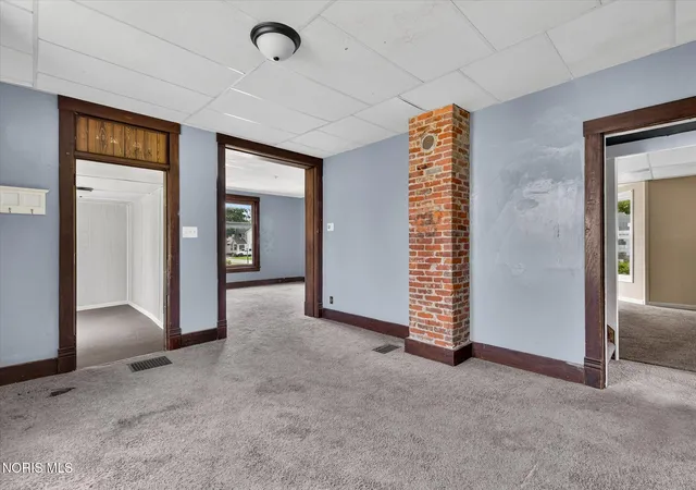 Photo 4 of Single family home for sale at 130 Apple St, Tiffin, OH 44883 | MLS# 10011182 | Listing updated on 2026-08-27