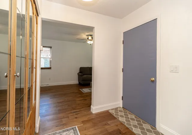 Homes for sale in Perrysburg, OH | 28570 Simmons Rd, Perrysburg, OH 43551 | MLS# 10009997