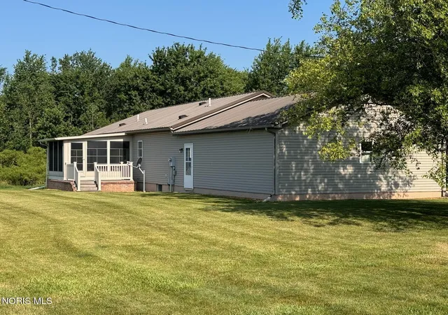 Photo 2 of Sale Pending at 9422 Williams County Rd K, Montpelier, OH 43543 | MLS# 10009960 | Listing updated on 2026-09-02