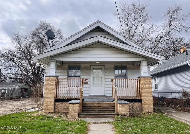 1st image of 3817 Burton Ave, Toledo, OH 43612 | MLS# 10009951
