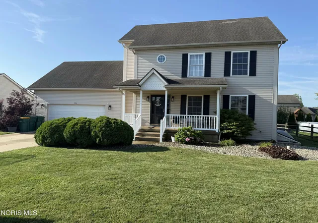 Homes for sale in Haskins, OH | 106 Genson Dr, Haskins, OH 43525 | MLS# 10009946