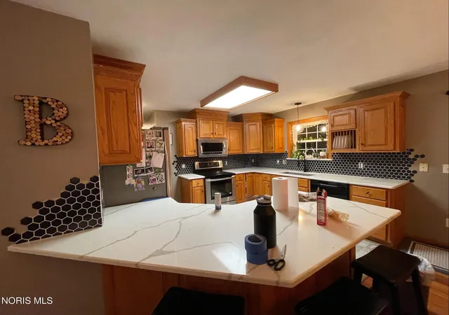 Homes for sale in Haskins, OH | 106 Genson Dr, Haskins, OH 43525 | MLS# 10009946