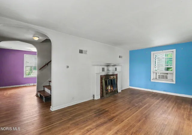 Homes for sale in Genoa, OH | 106 E 5Th St, Genoa, OH 43430 | MLS# 10009955