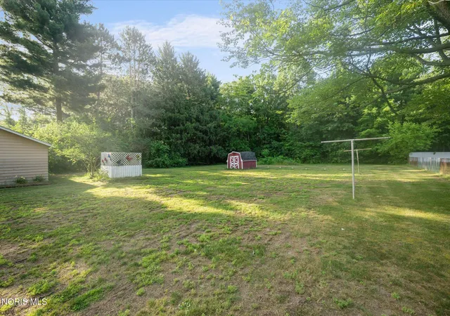 Homes for sale in Holland, OH | 8117 Angola Rd, Holland, OH 43528 | MLS# 10009981