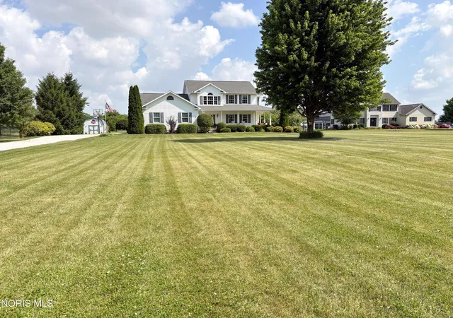 Homes for sale in Woodville, OH | 910 Water St, Woodville, OH 43469 | MLS# 10010010