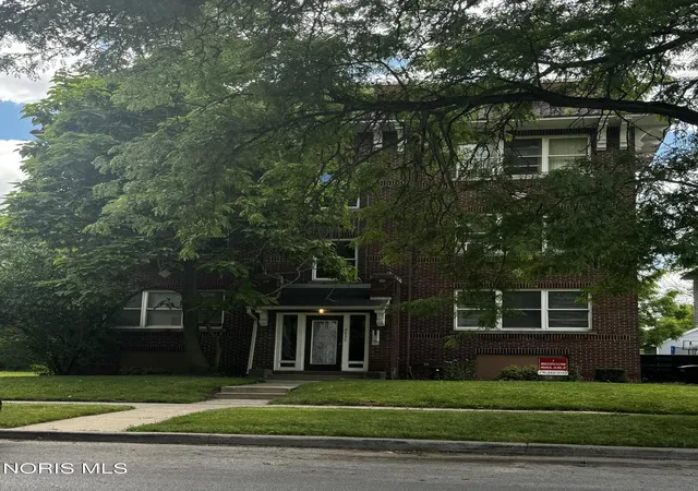 Homes for sale in Toledo, OH | 2455 Franklin Ave, Toledo, OH 43620 | MLS# 10010044