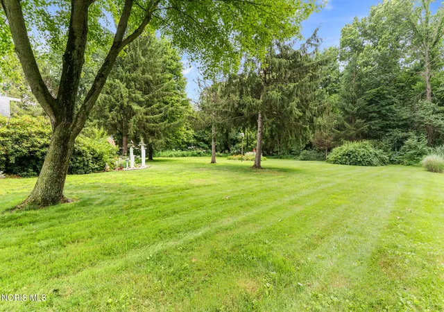 5th image of 9753 Old State Line Rd, Holland, OH 43528 | MLS# 10009982