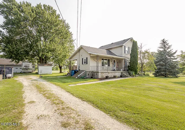 3rd image of 4920 Corduroy Rd, Oregon, OH 43616 | MLS# 10010081