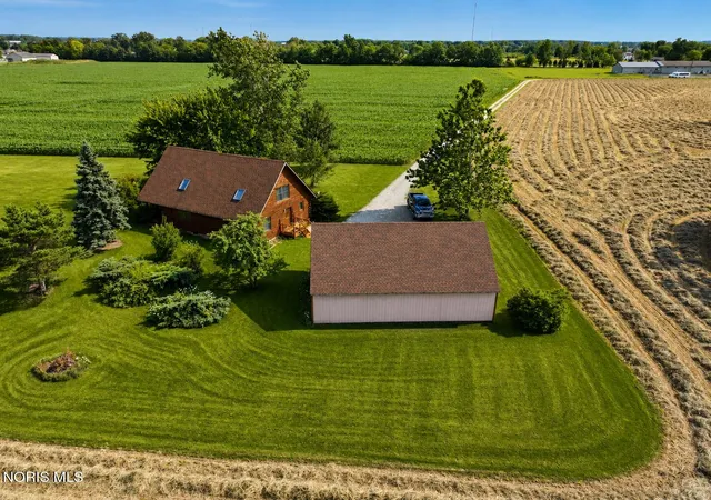 2nd image of 305 S Toussaint Portage Rd, Oak Harbor, OH 43449 | MLS# 10009995