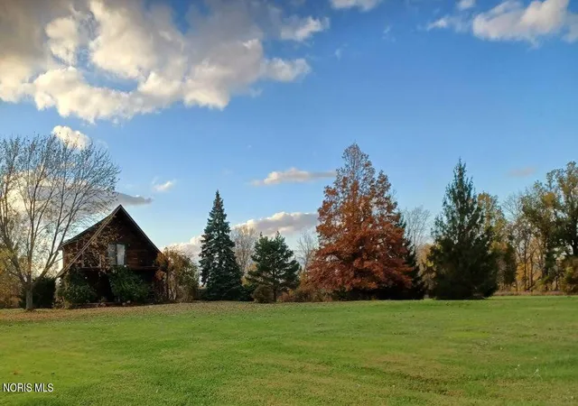 35th image of 305 S Toussaint Portage Rd, Oak Harbor, OH 43449 | MLS# 10009995