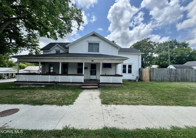 Homes for sale in Defiance, OH | 203 205 5th St, Defiance, OH 43512 | MLS# 10010089