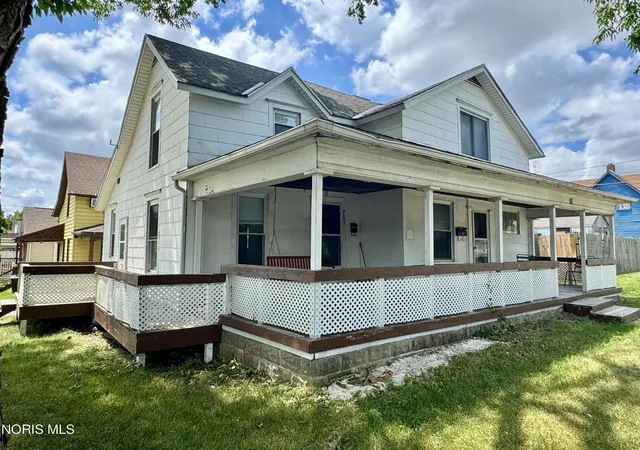 Homes for sale in Defiance, OH | 203 205 5th St, Defiance, OH 43512 | MLS# 10010089