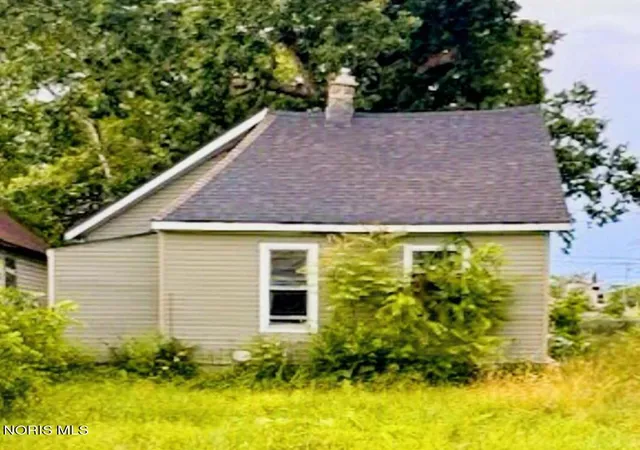 Photo 1 of Single family home for sale at 1611 Fernwood Ave, Toledo, OH 43607 | MLS# 10010041 | Listing updated on 2026-08-02
