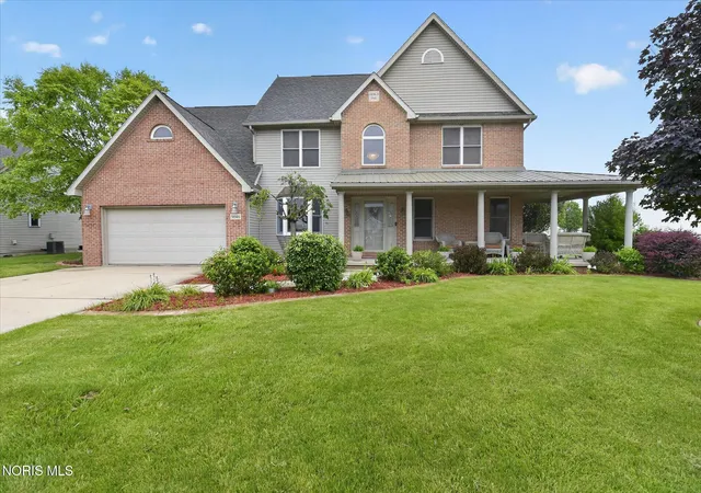 Homes for sale in Walbridge, OH | 5846 Cherokee Ave, Walbridge, OH 43465 | MLS# 10010063