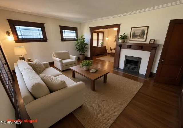 Photo 3 of House for sale at 2558 Collingwood Blvd, Toledo, OH 43610 | MLS# 10010066 | Listing updated on 2026-08-30