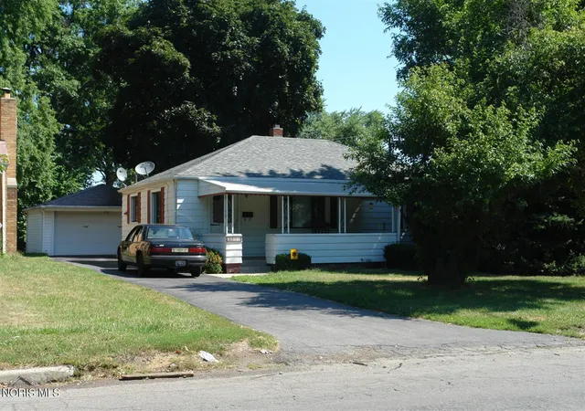 Homes for sale in Toledo, OH | 5340 W Bancroft St, Toledo, OH 43615 | MLS# 10010092