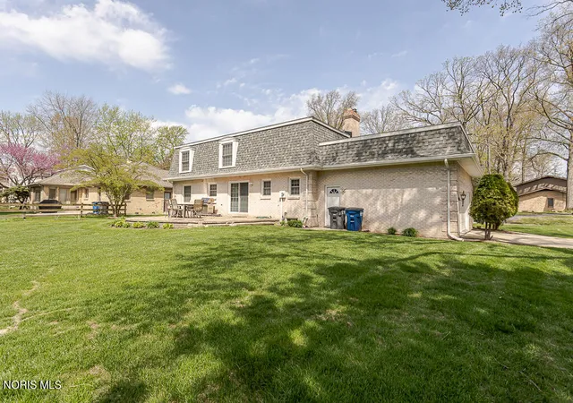 Photo 2 of Single family home for sale at 4447 Sulgrave Dr, Toledo, OH 43623 | MLS# 10010107 | Listing updated on 2026-07-31